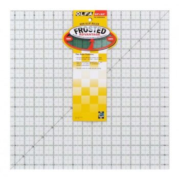Olfa® Quiltliniaal QR-16S  41 x 41 cm